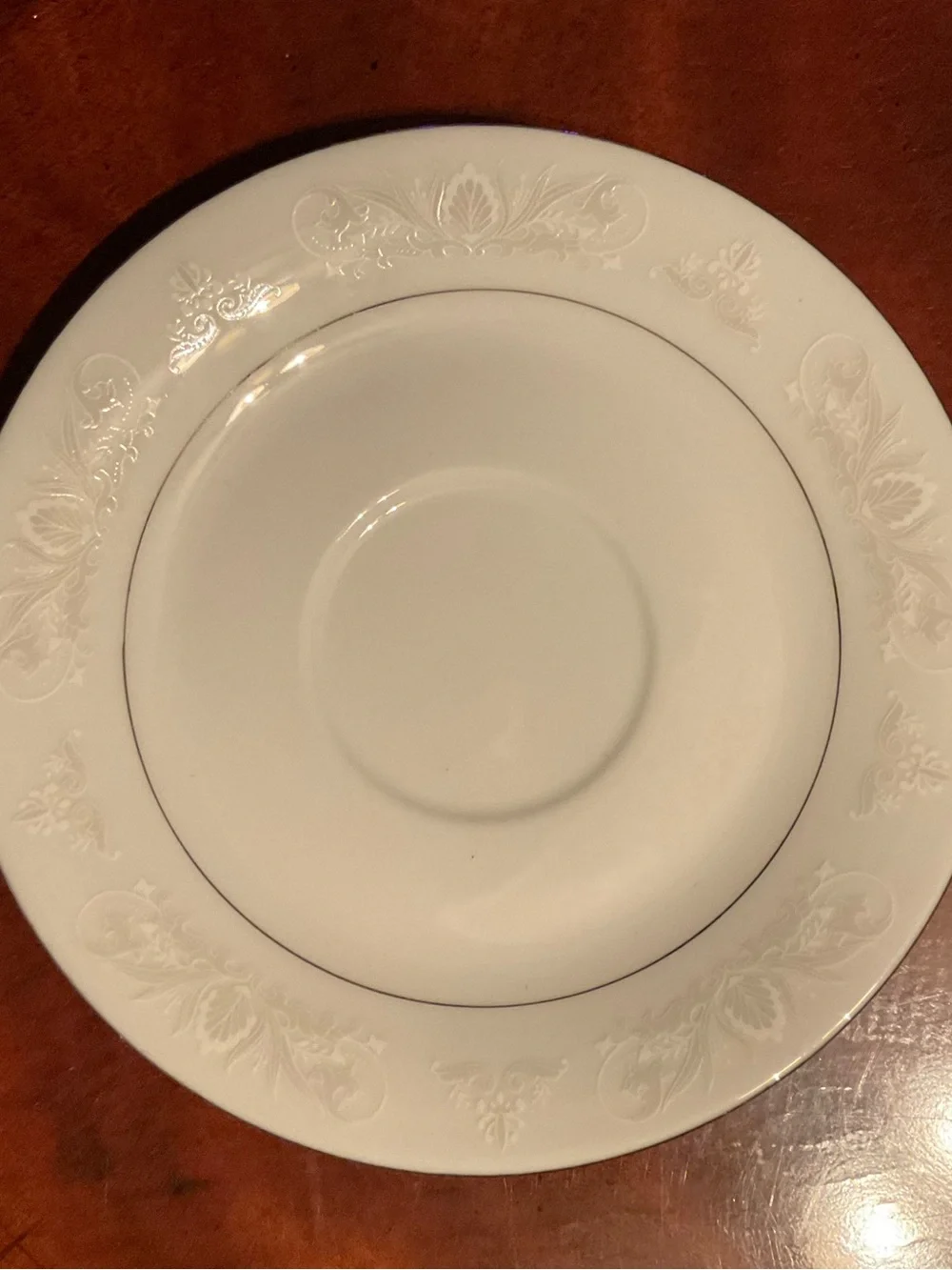 Classic White Porcelain Lidded Butter Dish - Elegant Table Serving Piece